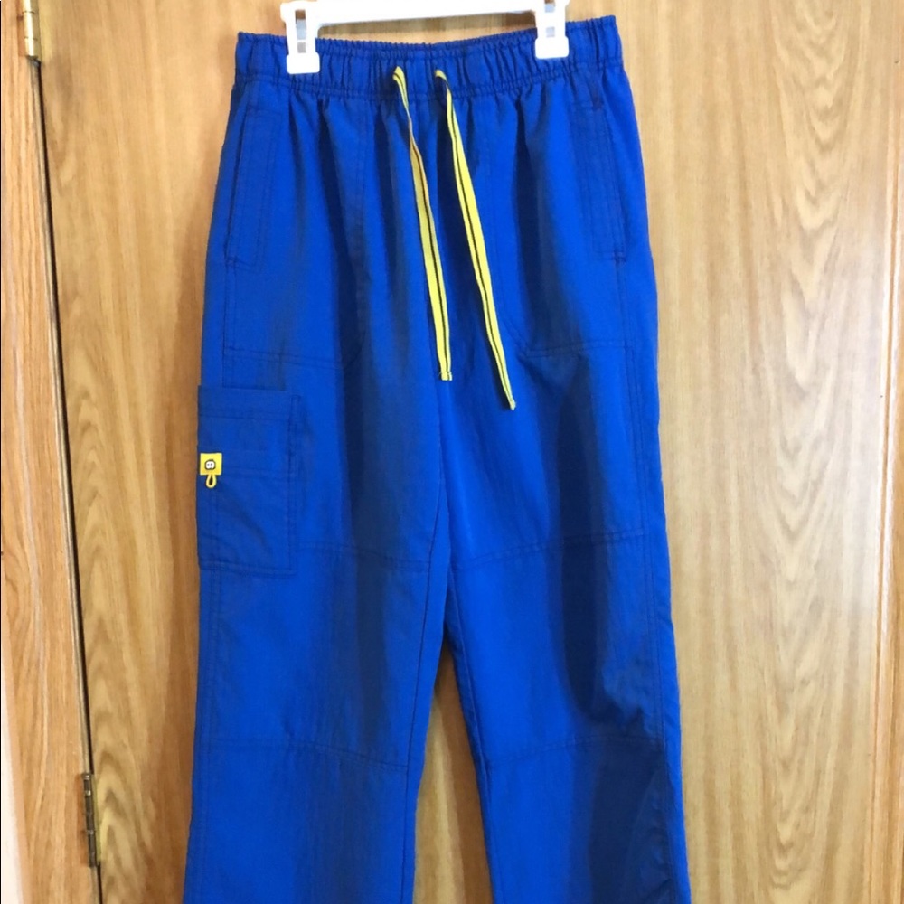 Scrub set - Picture 2 of 2